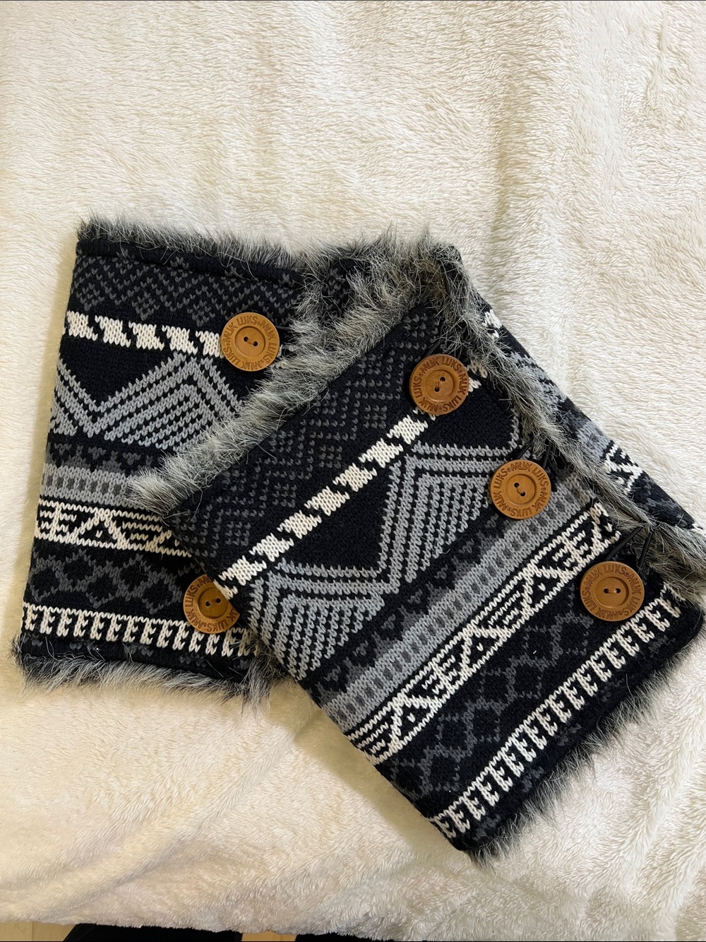 Muk Luks Black & Gray Faux Fur Boot Covers Warmers Reversible large buttons